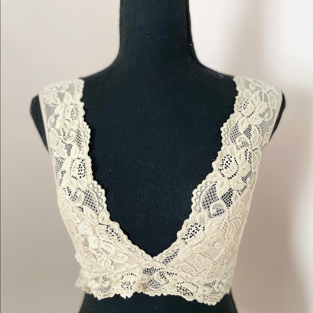 Cream lace bralette